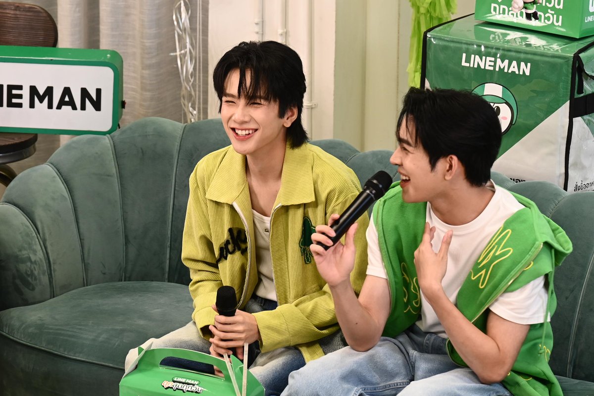 LINEMAN_TH's tweet image. เซฟซัพพอร์ตพี่อู๋ด้วยการยิ้ม😁
📲 lineman.onelink.me/1N3T/plo0tyhk
AUAUSAVE LIVE LINE MAN
#LINEMANถูกสุดทุกวันxAuauSave
#LINEMANถูกสุดทุกวัน
#LINEMANWongnaiUsersChoice
*เงื่อนไขเป็นไปตามที่ LINE MAN กำหนด ตามข้อกำหนดที่ได้มีการเผยแพร่ตามช่องทางเว็บไซต์ lineman.line.me/lm-tooksud-202…