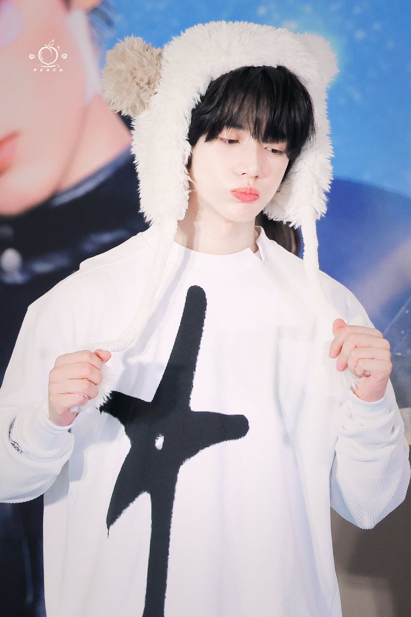 cutemeoo's tweet image. 250723

#범규   #BEOMGYU #ボムギュ
#TXT #TOMORROW_X_TOGETHER
#투모로우바이투게더 #투바투