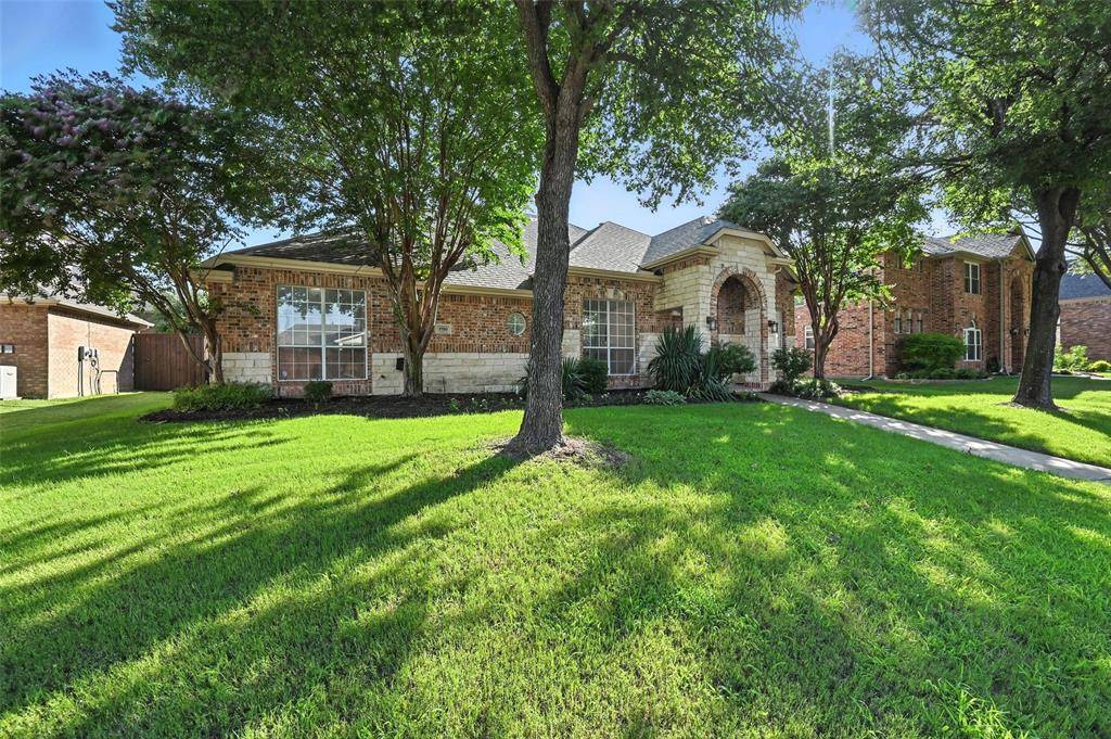 DaisyGreek's tweet image. New Listing Price: $589,000 
1720 Harvest Glen Drive, Allen, TX 75002 is a fantastic property with 4 bedrooms and 3.0 bathrooms.
See more here: daisygreek.ondemanddfw.com/d8rcdp5q