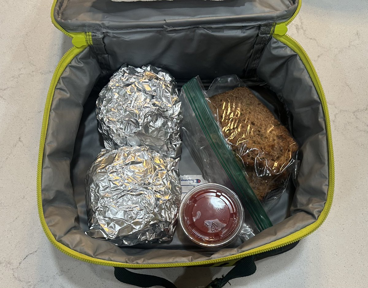 cmaa726's tweet image. How to show a hard working man appreciation and love: Home made breakfast sandwiches for the road!!