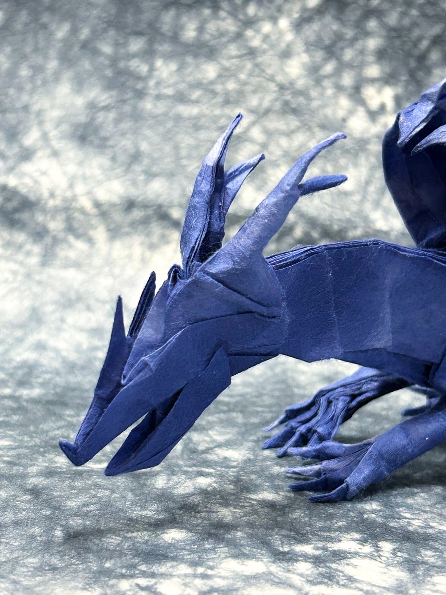 ▪️スマートドラゴン/ Smart dragon
創作: 大内康治
用紙: 楮ぼかし　64×64cm

#折り紙 #折り紙作品  #Origami