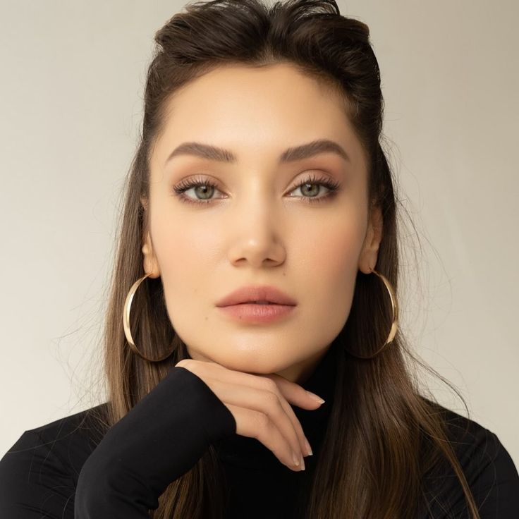 Tanıdığım en nazik ve gösterişten uzak olan ünlülerden birisin Yulduz'um🌸
#yulduzrajabova