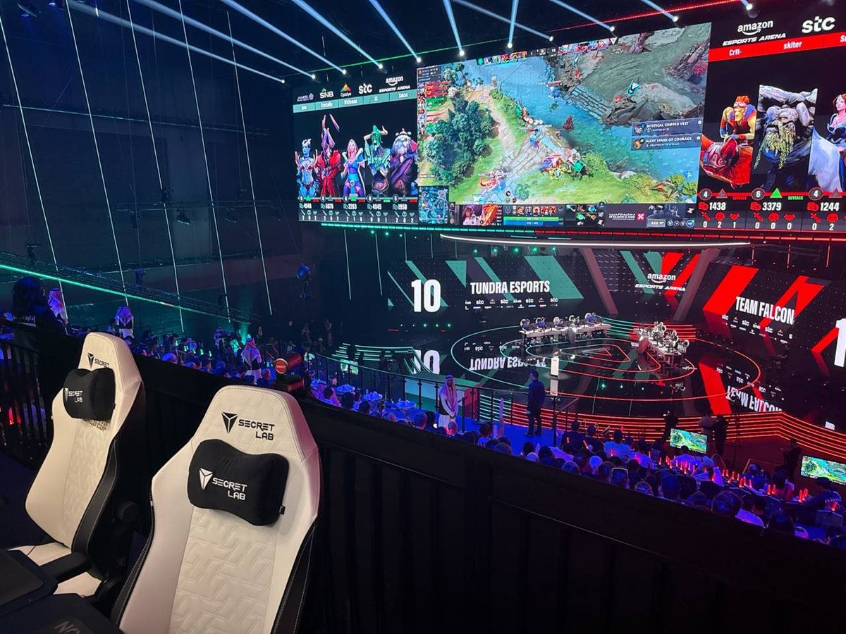 itplaysout's tweet image. The stage is global.
The stakes are Massive.
@itplaysout pulling up to Esports World Cup, right where the culture is the loudest.
Mini-game showdowns? You know it!
#PlaysOut #EWC2025 #GamingEverywhere