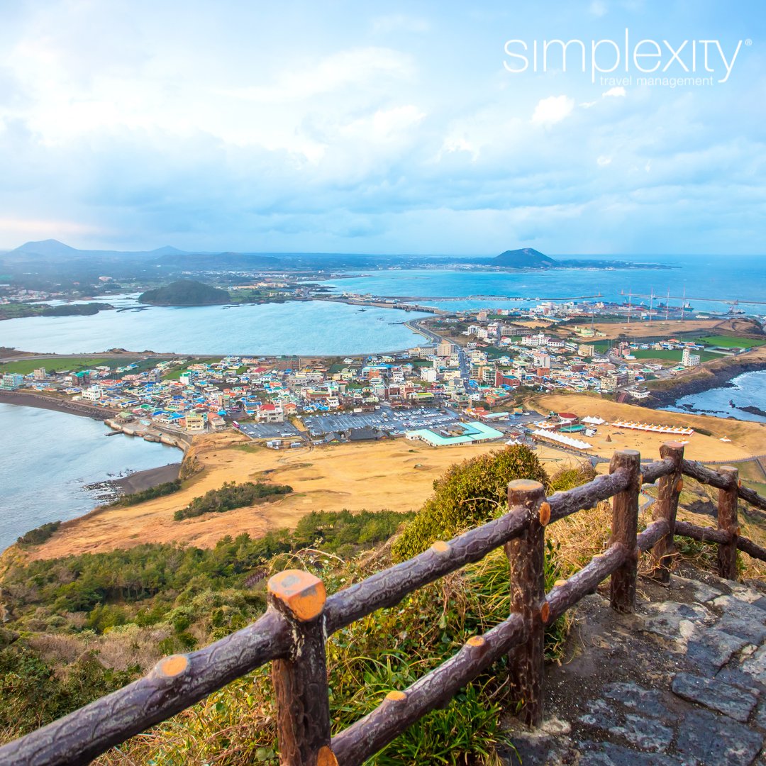 SimplexityTM's tweet image. Discover a different side of South Korea—where tradition meets creativity and summer brings unexpected delights. From high-energy beach festivals to serene wellness escapes, it’s a destination that rewards curious travellers. #southkorea #travelasia