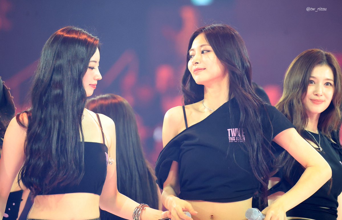 tw_ritzu's tweet image. 250720
λ€μ―π€π
#TWICE #νΈμμ΄μ€
#μ―μ #TZUYU #εη #γγ¦γ£
#DAHYUN #λ€ν #γγγ§γ³