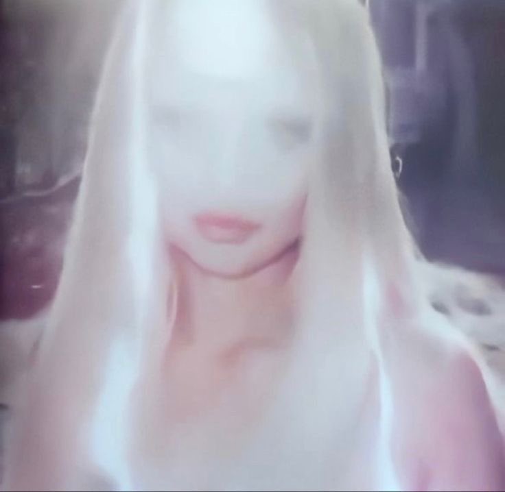 ⁺‧₊˚ ཐི⋆♱⋆ཋྀ ˚₊‧⁺ (@ddeaddlydoll) on Twitter photo 