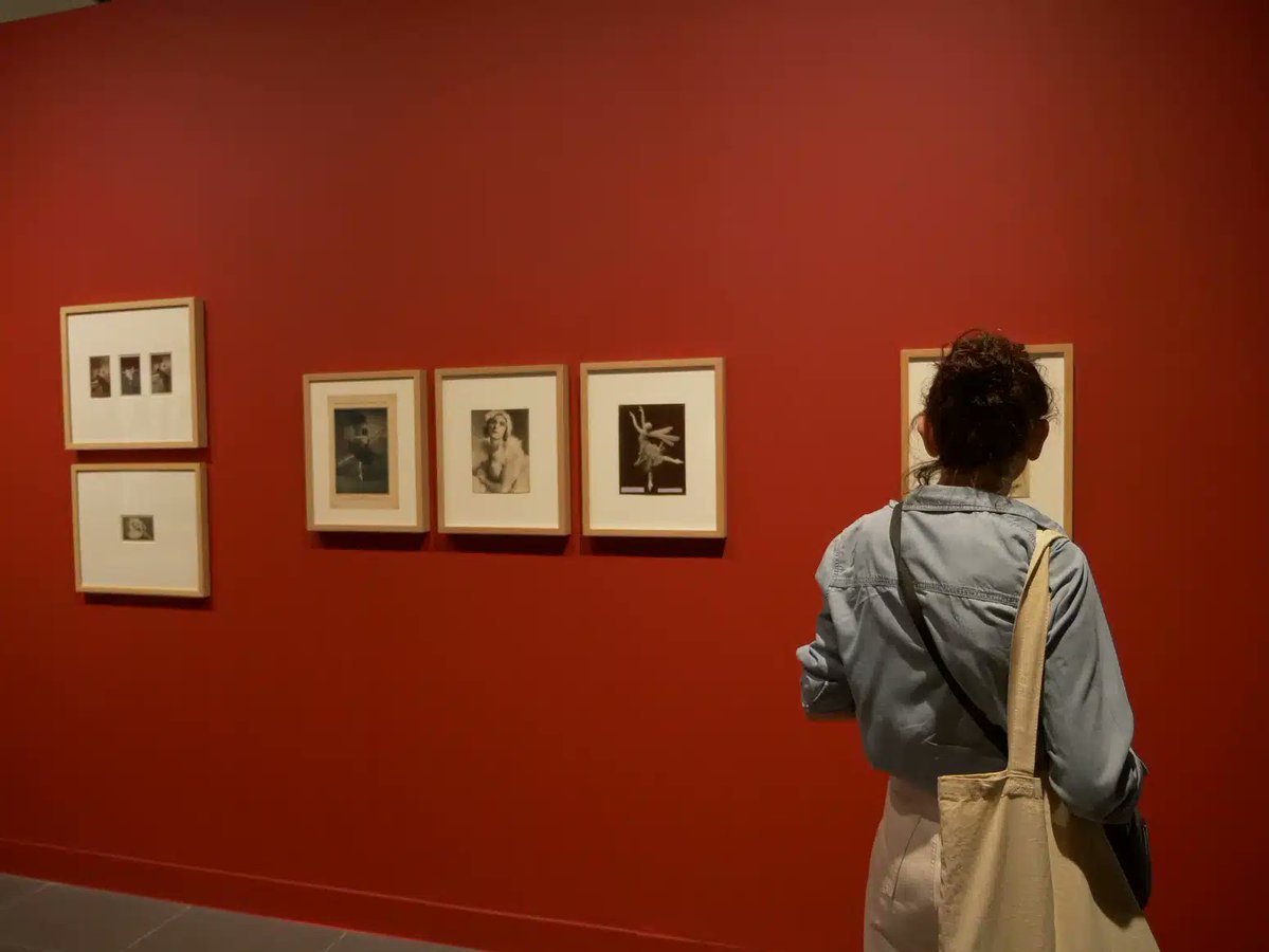 turismodemalaga's tweet image. El @museorusomalaga acoge la exposición ‘Anna Pávlova: una vida sin fronteras’, que rinde homenaje a una de las figuras más célebres e influyentes de la historia del ballet.

ℹ️ Más información: visita.malaga.eu/es/que-ver-y-h…