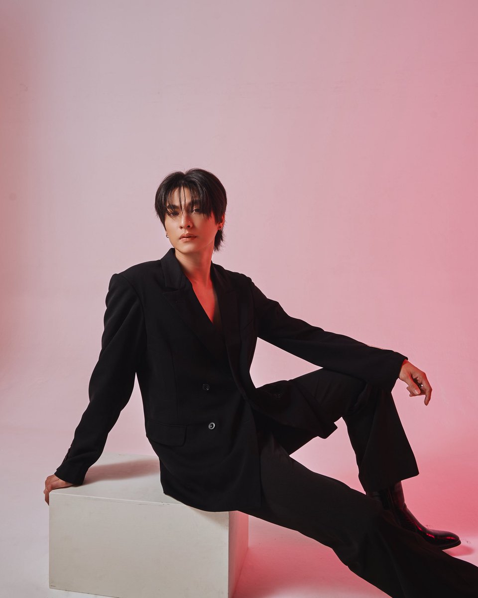kaygirl41's tweet photo. พ่อลูกผูกพัน
🤣🤣🤣
เห็นซาร์รูปนี้ ภาพกลัฟมันก็ขึ้นมาในหัวเลย สำเนาถูกเป๊ะ
#GulfKanawut 
#อาซาร์แมวเซา https://t.co/8LZXfPZx2l