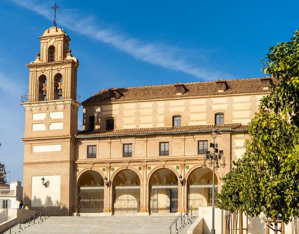 turismodemalaga's tweet image. 🙌🏼 At the foot of the Mount Gibralfaro is one of the oldest neighbourhoods in the city

History, urban art and nature: a tour of La Victoria neighbourhood. 

Learn more 👉🏼 visita.malaga.eu/en/what-to-see…
