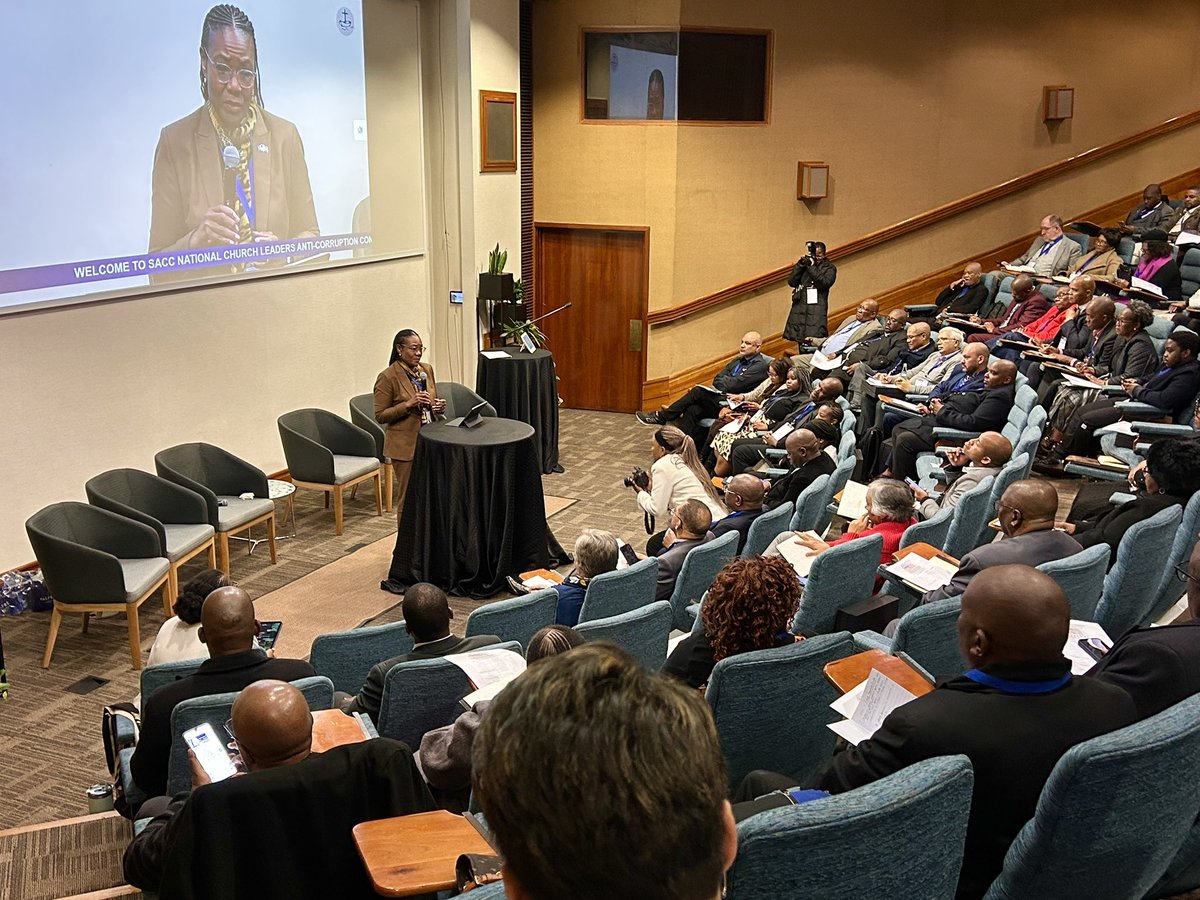 AuditorGen_SA's tweet image. AG Tsakani Maluleke said the fact that the church is having this conversation demonstrates a high level of responsibility as people who are involved in the church comprehend very well the principle of stewardship especially stewardship of public funds.#AnchoringDemocracy