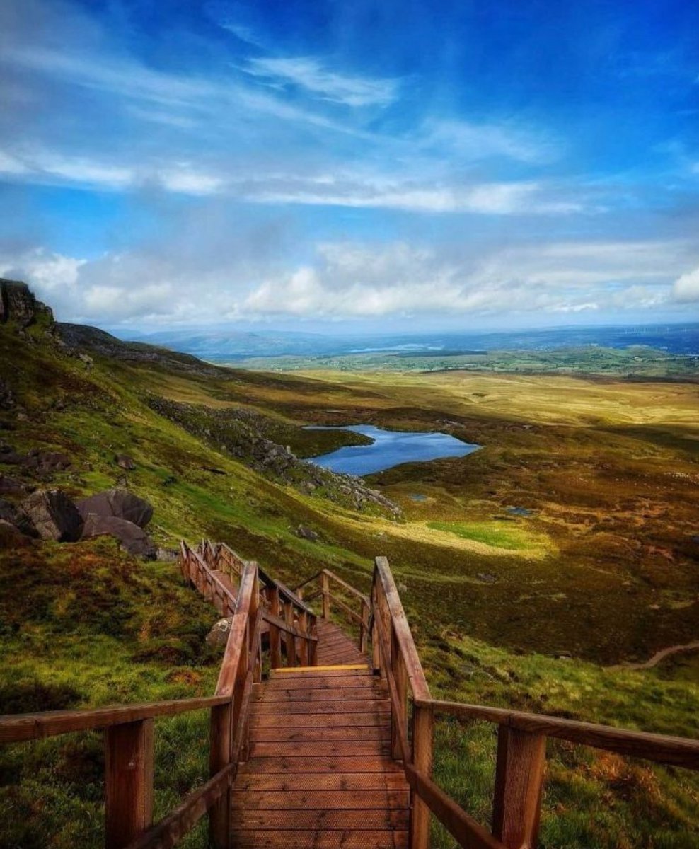 NotThatBigIan's tweet image. I'm shocked and saddened to hear horrific news about a fatal shooting incident in Fermanagh where I was born. No details yet but it's a beautiful place where sudden, violent death should be behind it.