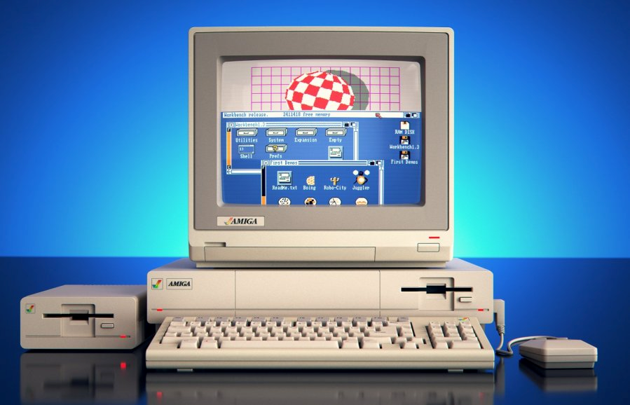 Gamrok's tweet image. Hey! The Amiga celebrates its 40th birthday today! 😀 🎂 🎊

On July 23, 1985, Commodore unveiled the Amiga 1000 pictured here 🖥️

One of my all-time favorite machines. So many fond memories on my Amiga 500s 💖🥰

#Amiga #Amiga1000 #Amiga500 #Commodore #RetroComputer #RetroGaming