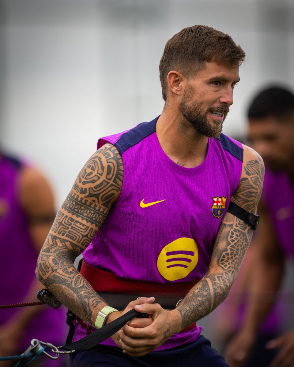 FCBarcelona_cat's tweet image. De l'1 al 10, quantes ganes teniu de veure l'equip en acció?