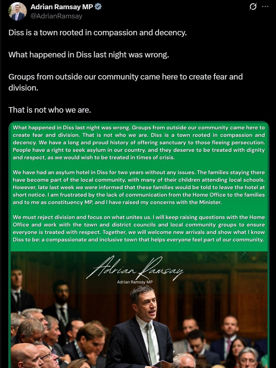 Robbie_Reasons's tweet image. Only because groups from outside our country have arrived her and are creating fear and division.