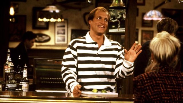 landofthe80s's tweet image. Happy birthday to @WoodyHarrelson. In the '80s Woody got his first big break appearing as bartender Woody Boyd in the hit show Cheers. #80s