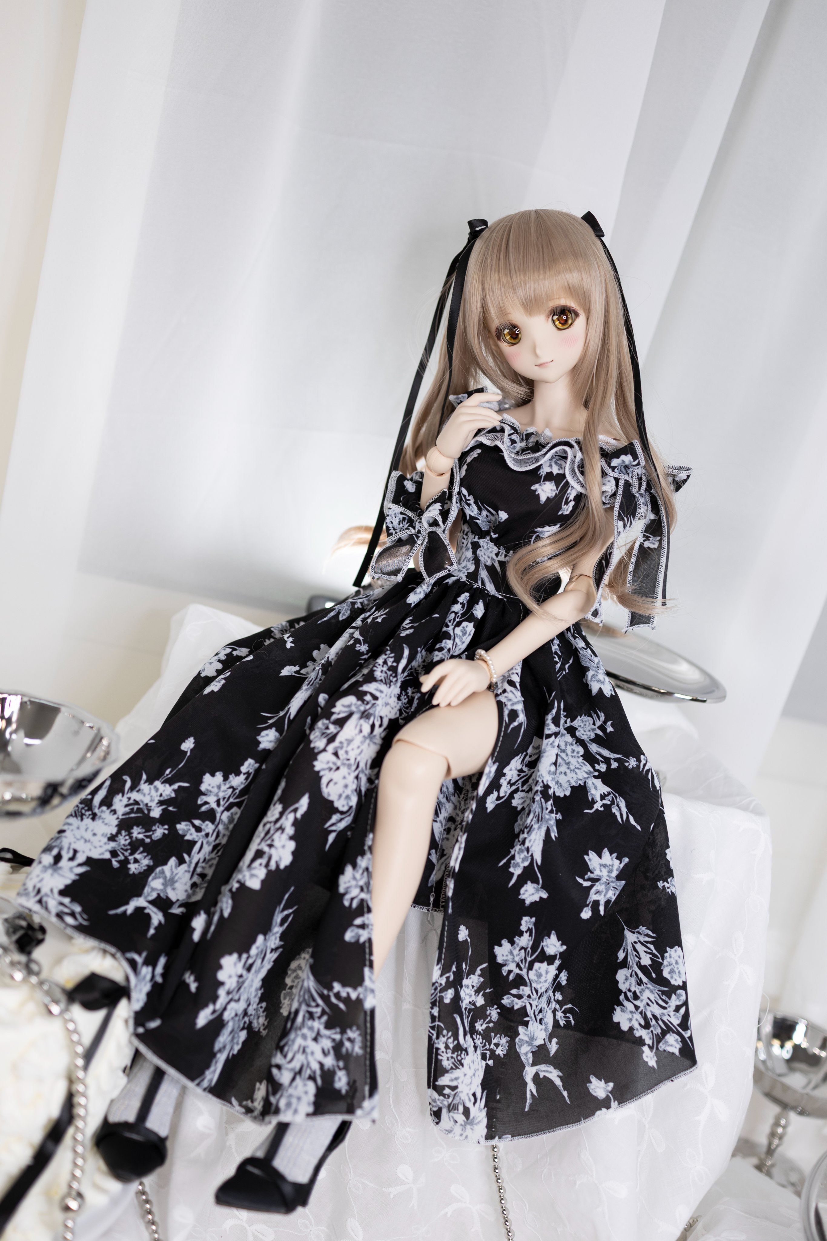 韓国　人気！（R005）バービードール　白いワンピース 受注】1/6 tinyfoxサイズ ヨーク襟のワンピース めいぷるしょこ