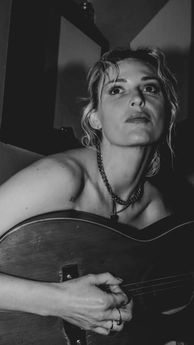 madchef20's tweet image. Daily Linkin Park: Emily Armstrong, leading cause of bi and gay panics