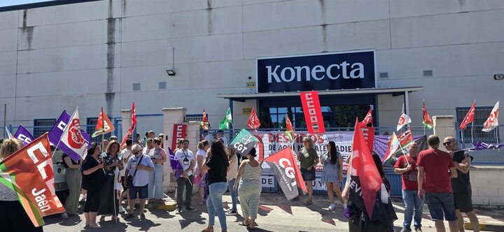 eldiarioAnd's tweet image. Paros en Konecta por el despido de 13 trabajadores en La Carolina lacontradejaen.eldiario.es/jaen-despido-d… @Esperanza44 @lacontradejaen