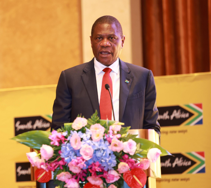 SAgovnews's tweet image. Deputy President Mashatile to deliver closing remarks at the Global Small and Medium Enterprises gathering. tinyurl.com/4bd559ht
#G20SouthAfrica #GovZAUpdates