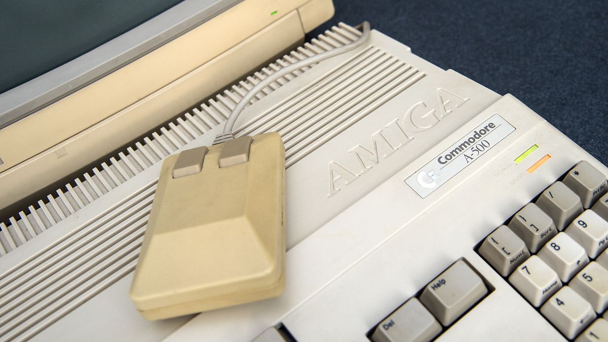 ntvde's tweet image. Erst Massenware, dann Insolvenz: Commodore Amiga - der Computer vor Windows und Apple n-tv.de/mediathek/vide…