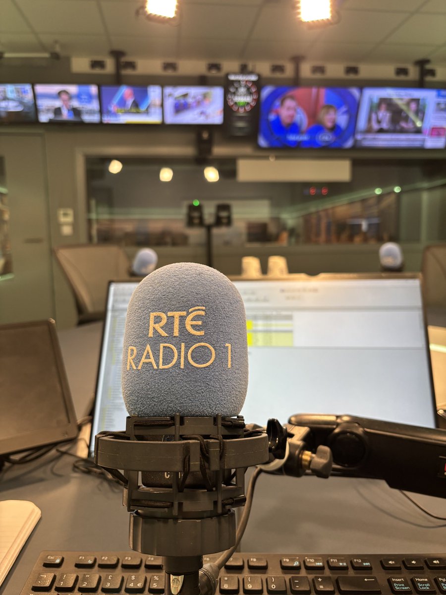 RTENewsPaulC's tweet image. Back presenting this lunchtime on @RTENewsAtOne - join us: