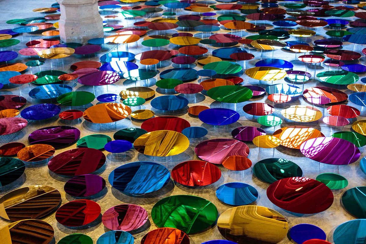 HENI's tweet image. 🖼️ Liz West, ‘Our Colour Reflection’, 2016-2020.
#HENI #Art #LizWest #Installation #Sculpture #StainedGlass