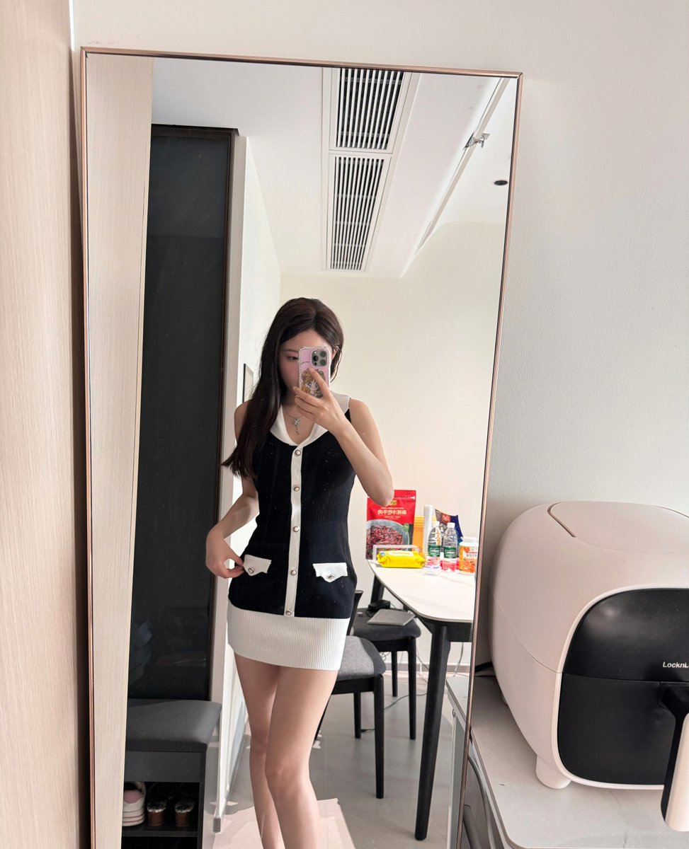 PLingsaaa's tweet image. Hey, just call me sis! 😊 Let's be friends!