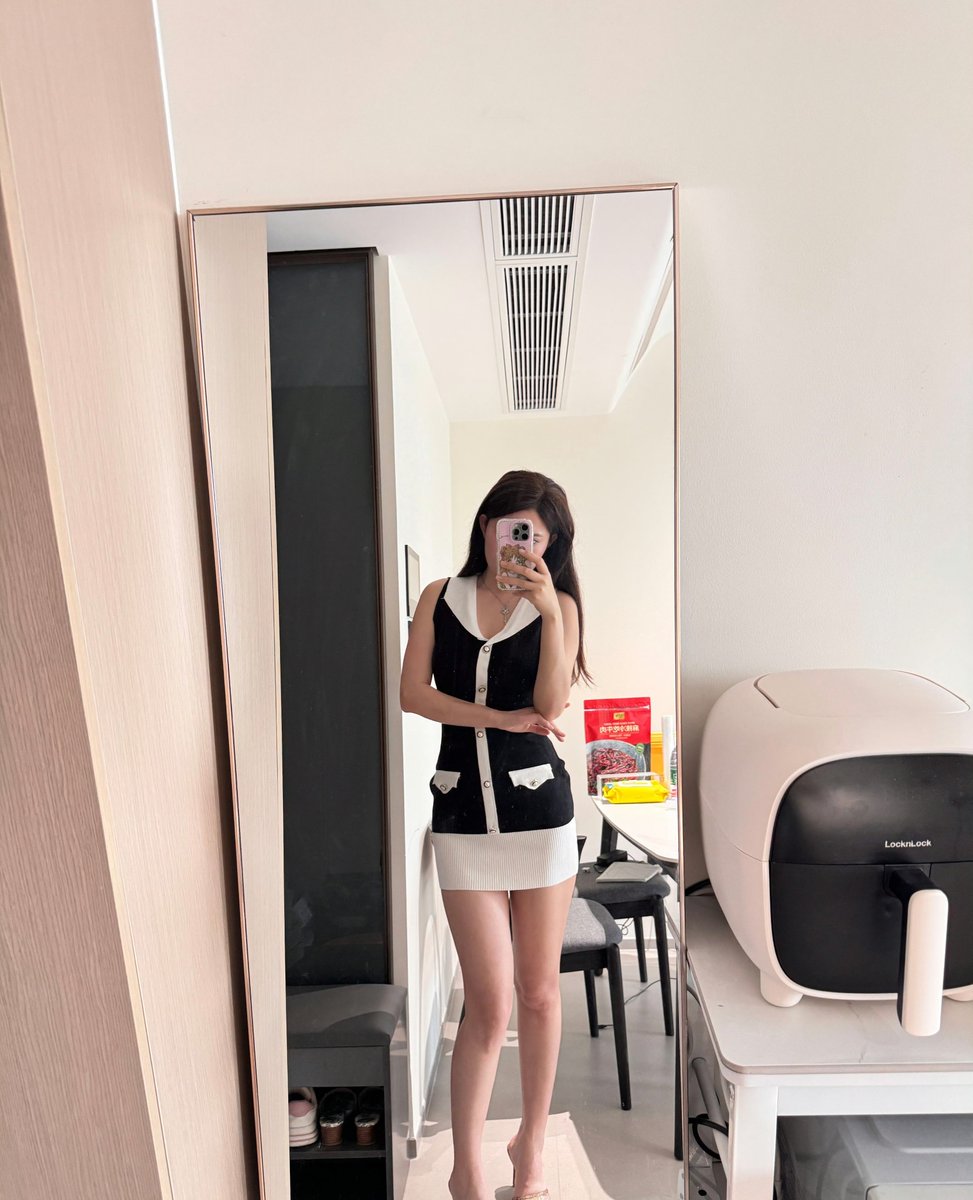 PLingsaaa's tweet image. Hey, just call me sis! 😊 Let's be friends!