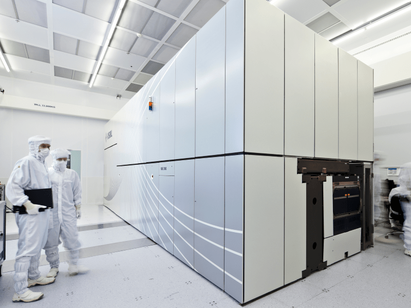 eetimes's tweet image. AI Fuels Record Chip Manufacturing Equipment Sales eetimes.com/ai-fuels-recor…
