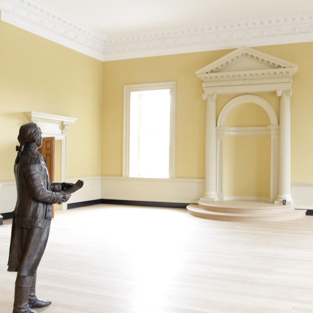 JohnCanningCo's tweet image. The Maryland Old Senate Chamber is a great example of the colors common of the colonial style. During our restoration of the chambers, we macerated powdered whiting & animal glue, then mixed in dry pigments to create the color scheme seen today.
#TraditionalMaterials