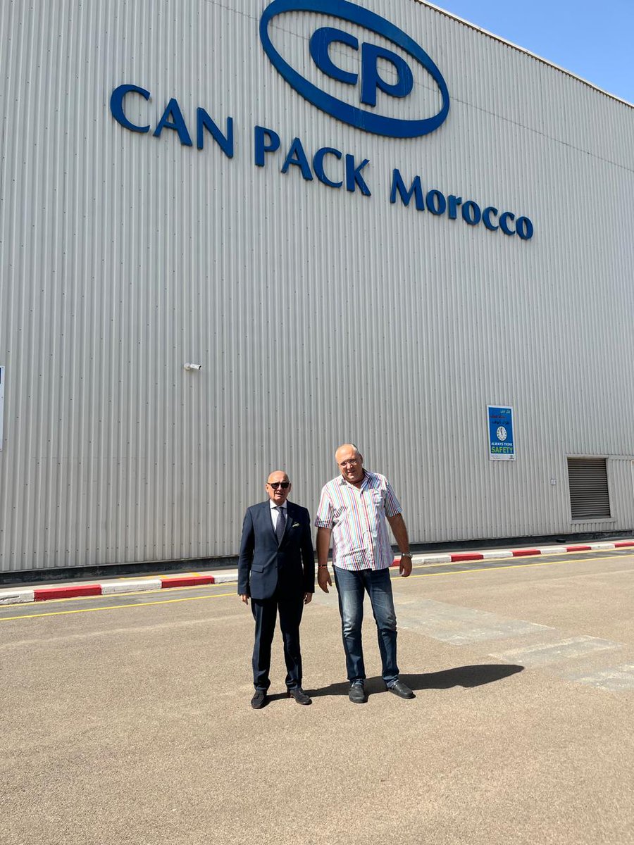 PLauMaroc's tweet image. L'Ambassadeur @Orlowski_tomasz
a visité aujourd’hui l’usine de Canpack à Casablanca.   
Plus de 30 ans d’histoire, des racines à Cracovie, et aujourd’hui un acteur mondial — une belle vitrine de l’industrie 🇵🇱 au 📷.   Impressionnant ! 📷📷 #Canpack #Casablanca #Pologne #Maroc
