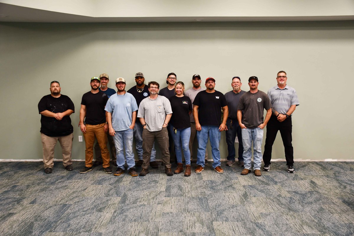 NNSYNews's tweet image. This month's Access Code, we celebrate the Code 900F.41 Production Resource Department Facilities and Equipment Self Help  Division!
Check it out on DVIDS: dvidshub.net/news/503348/ac…
#NNSY #AccessCode #ForceBehindTheFleet #GettingItDone