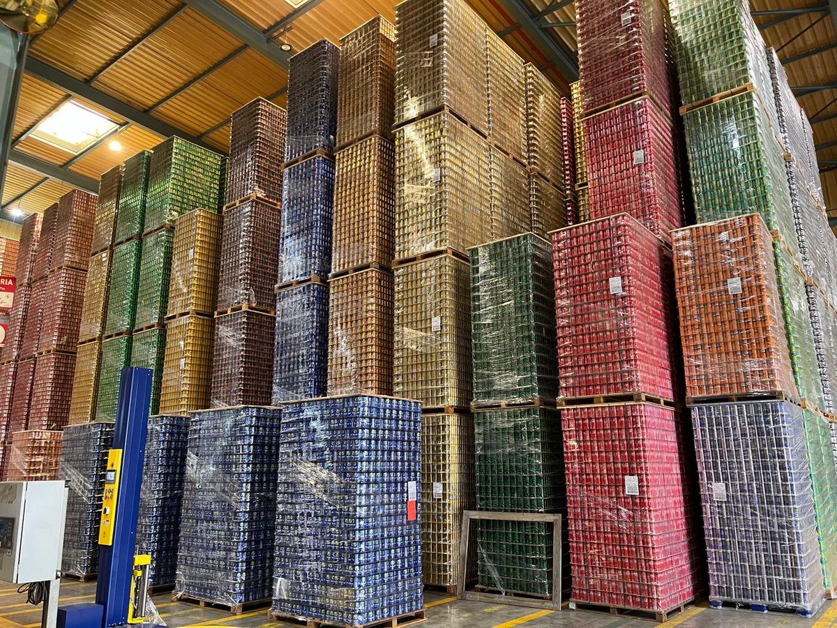 PLauMaroc's tweet image. L'Ambassadeur @Orlowski_tomasz
a visité aujourd’hui l’usine de Canpack à Casablanca.   
Plus de 30 ans d’histoire, des racines à Cracovie, et aujourd’hui un acteur mondial — une belle vitrine de l’industrie 🇵🇱 au 📷.   Impressionnant ! 📷📷 #Canpack #Casablanca #Pologne #Maroc