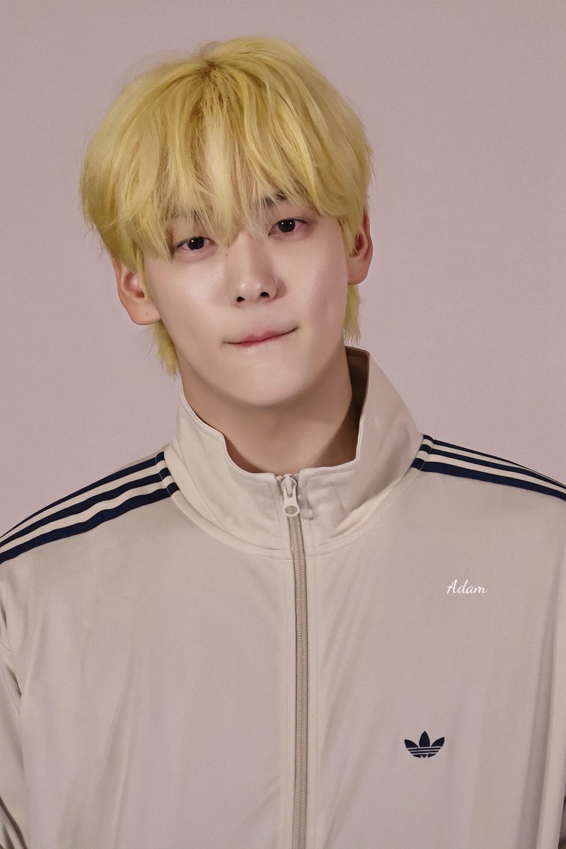 1205_Adam's tweet image. 250723

#수빈 #SOOBIN #スビン
#TOMORROW_X_TOGETHER 
#투모로우바이투게더
