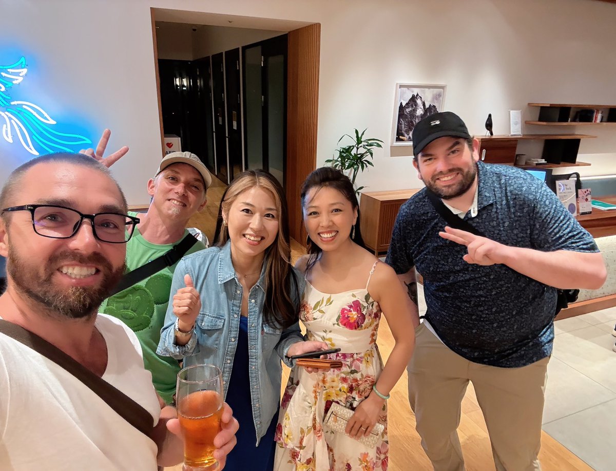 Moonchaser2020's tweet image. Out supporting the @XRPLJapan team as special guest presenters at an irl Web3 event promoting the XRPL in Japanπ―π΅
Well done guys πππ
ζ¬ε½γ«η΄ ζ΄γγγγ£γγ§γβͺ
γγγ§γ¨γγγγγΎγβ°(*Β΄οΈΆ`*)β―β‘
#shibuyaweb3 #XRPLedger #XRP