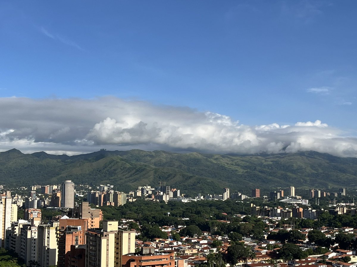 Gavil0224's tweet image. Después de la tormenta