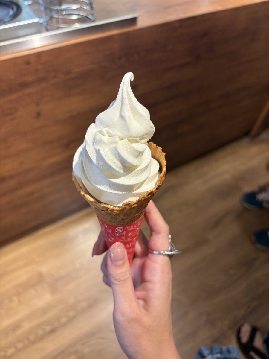 前は痩せる為に吐いてたしそれで痩せられたんだけど、今はもうこれ以上太らない為に吐いてるし普通に太っている😀