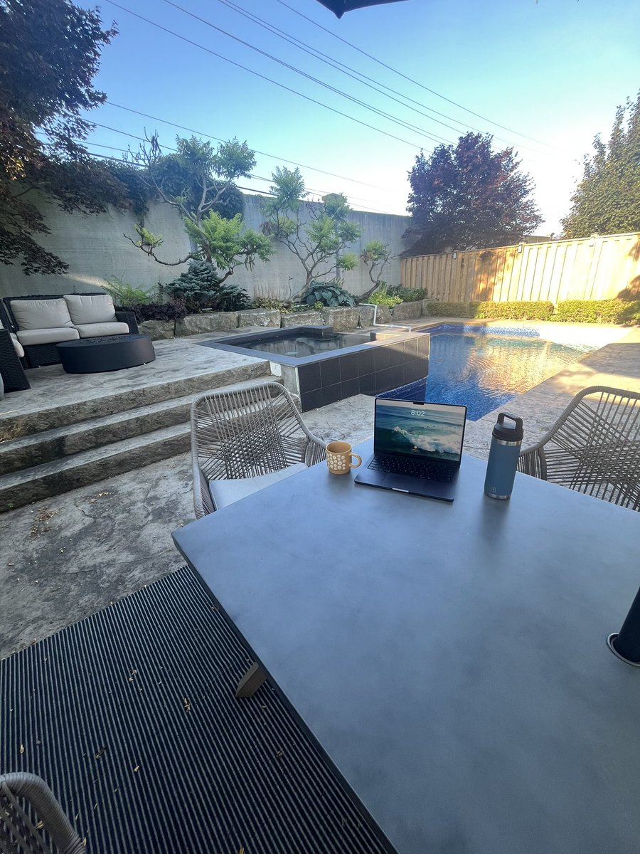 KyleReidhead's tweet image. My office during summer months 👀
Unless I’m on a podcast, this is where I work from
Especially in the early hours, gotta get that morning sunshine in the eyeballs
Can’t imagine ever going into an actual office 🫠