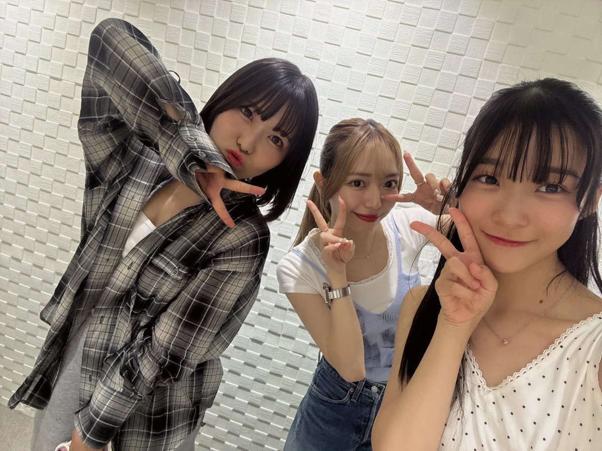 chihama_moana's tweet image. るなちゃんとのコラボインスタライブありがとうございました💚💭!!
いろんな話ができてあっという間のインライでした🫣💗
クッキーもいただきました🥺🍪
ありがとうございます💕
土曜日とっても楽しみ♡!!