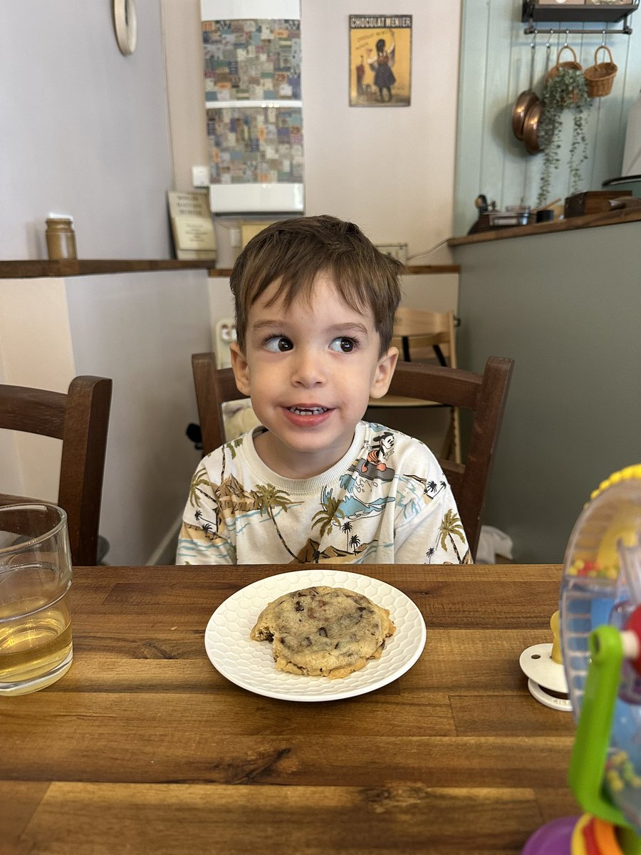 3 ans aujourd’hui ce gros bébé 🥳🥰 
On fête son anniversaire samedi