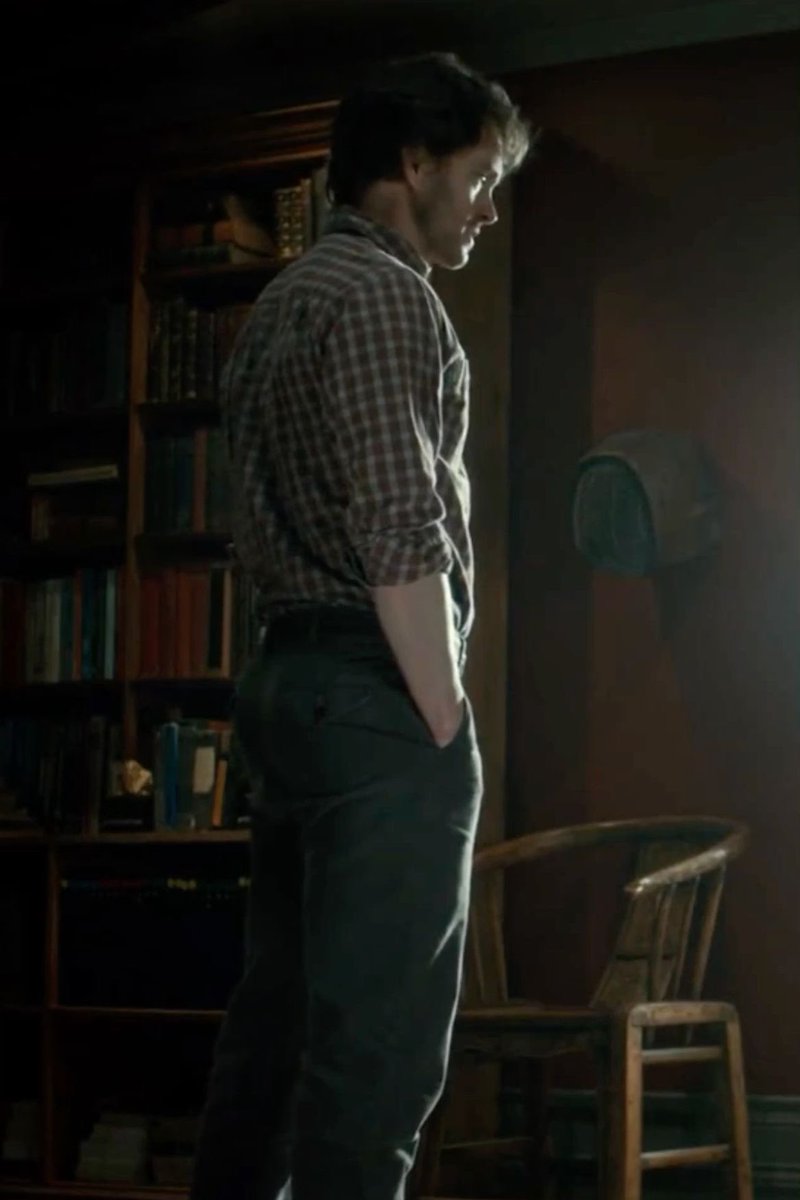 cannibaldick's tweet image. Girl, drop it to the floor love the way your booty go all I wanna do is sit back and watch you move and I'll proceed to throw this cash