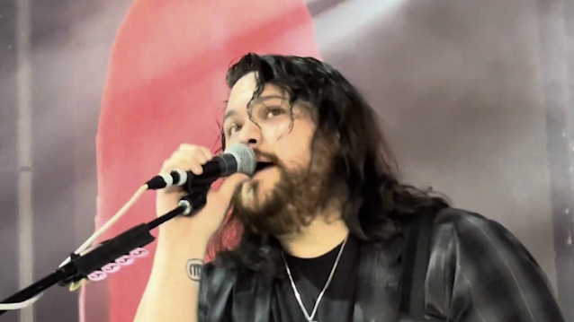 BLABBERMOUTHNET's tweet image. Watch: WOLFGANG VAN HALEN's MAMMOTH Pays Tribute To OZZY OSBOURNE With Cover Of 'Mama, I'm Coming Home' blabbermouth.net/news/watch-wol…