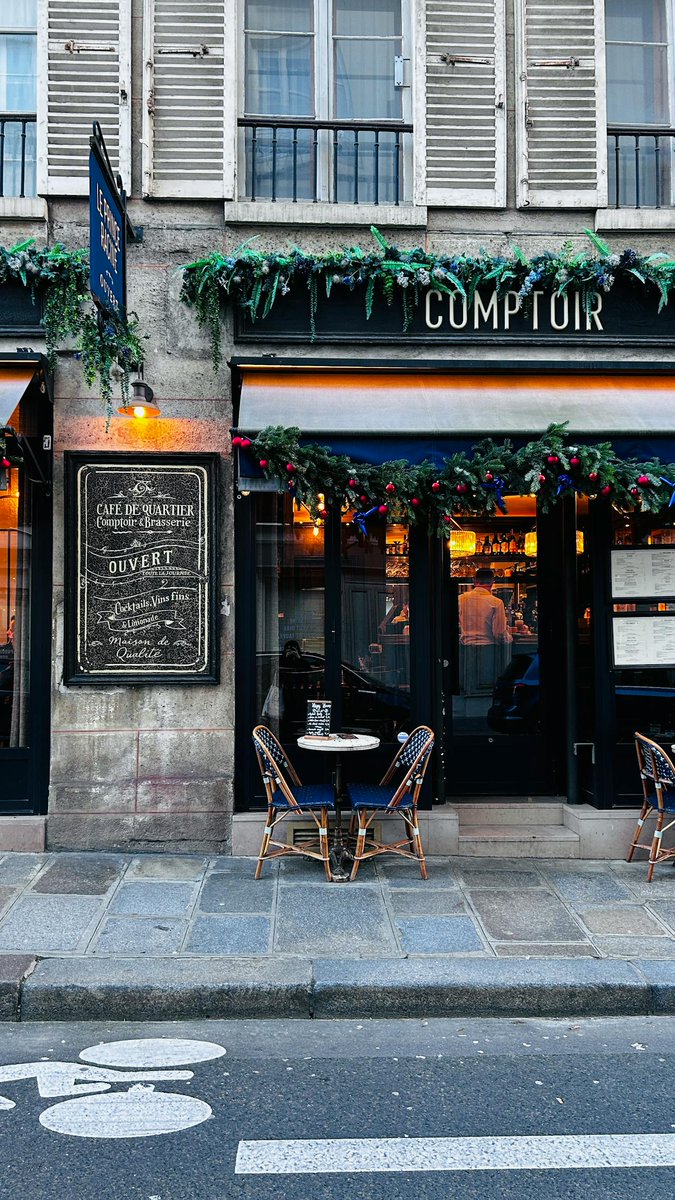 VIParis's tweet image. Charming café...#Paris #Travel #Wednesday #France #Food #Relax #Parisjetaime 📸 Karography 💖💞