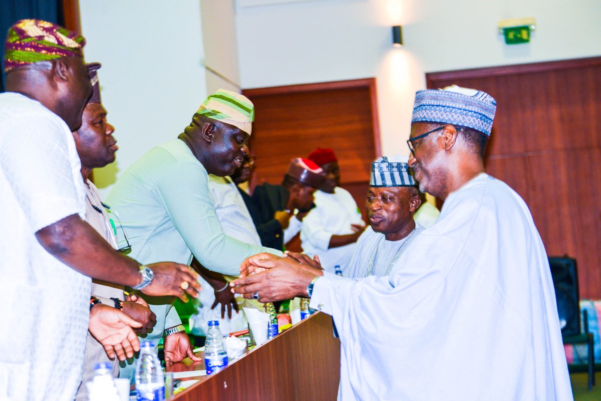 FG To Create Two Million Jobs Through National Social Housing Programme

* Housing should be considered priority sector- Dangiwa 

* Reps Committee will work to ensure visible, impactful result to the country- Jibrin

Minister of Housing and Urban Development, Arc. Ahmed Musa