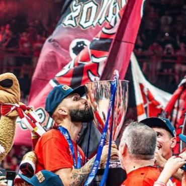 Tsolinho7's tweet image. ΣΑΓΑΠΩ❤️  #olympiacosbc