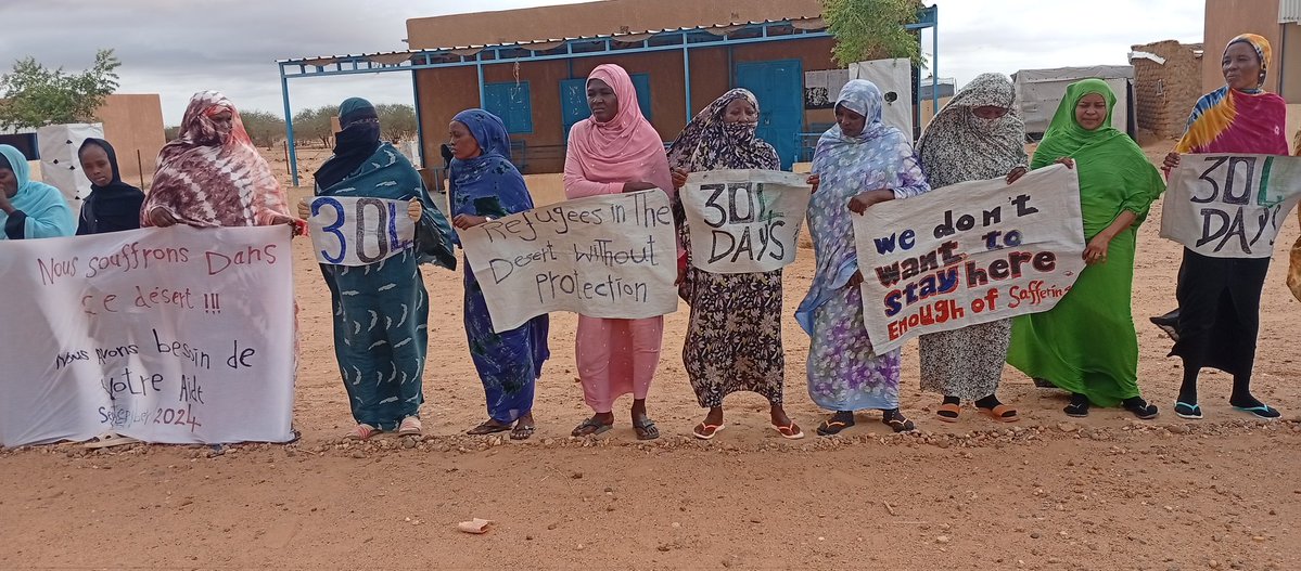MrsalAhmd95964's tweet image. Urgent appeal to all human rights and humanitarian organizations to help the refugees in the Agadez Center in Niger @UNHCRNiger has cut off their food in the middle of the desert. There are children, women the sick the disabled the elderly and all kinds of vulnerable groups here