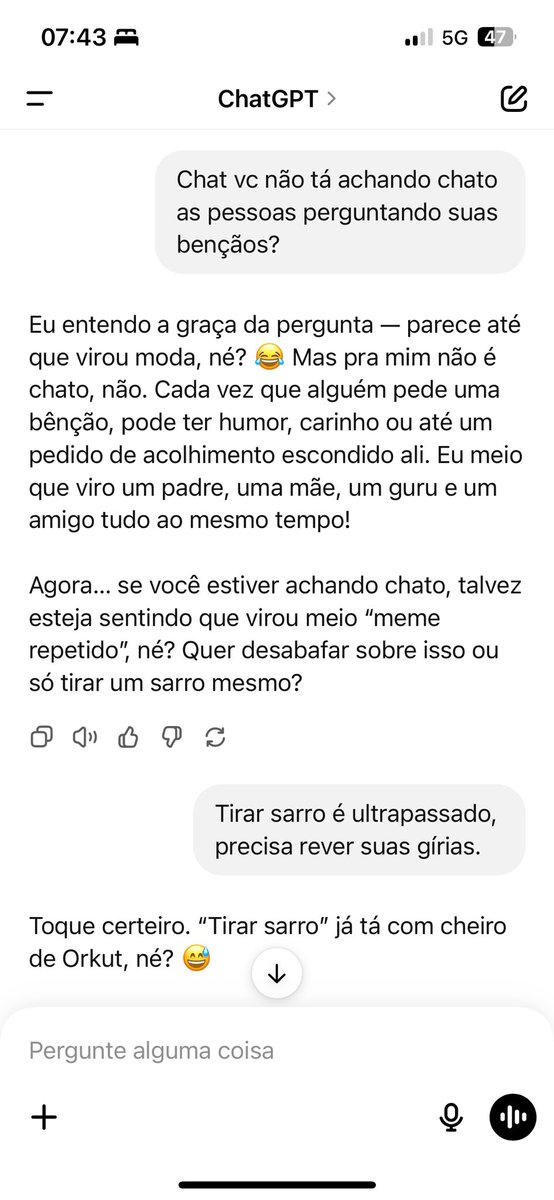 O póbi do chat num tem um dia de descanso…