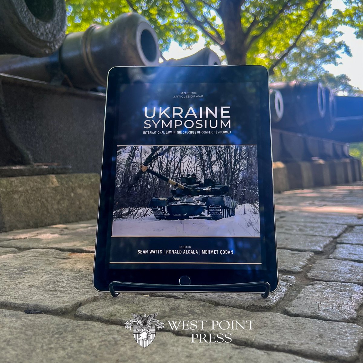WestPointPress's tweet image. Chapter 5 of Ukraine Symposium: Volume 1 takes aim at a critical question: What weapons are lawful in war? Explore the legal debates surrounding specific weaponry and how these choices shape the Russia-Ukraine Conflict.
Read Here: westpointpress.com/ukrainesymposi…