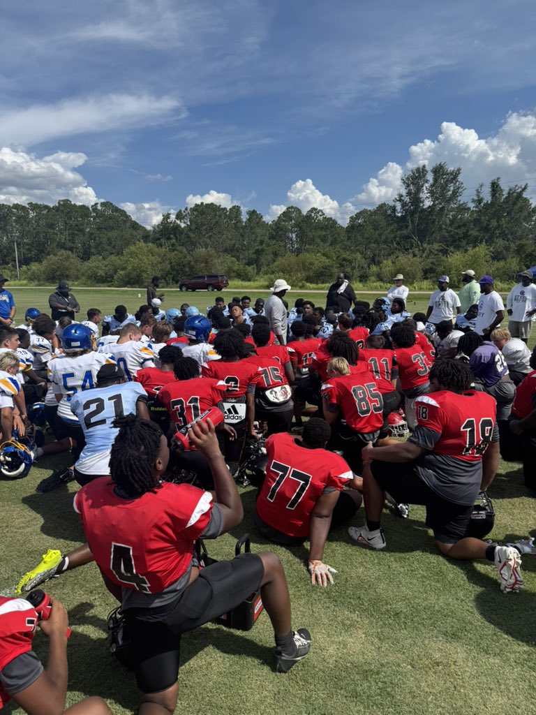 Great couple of days at FCA camp held at Warner University. Great competition, great messages and great team bonding. Capped off with 5 Red Devils receiving offers from Warner Football <a href="/Jabharipayne/">Jabhari “j7” payne</a>
 <a href="/JahemWilliams/">Jahem Williams</a> 
Tayon Jones
Tayvion Jones
Kiion Brinson