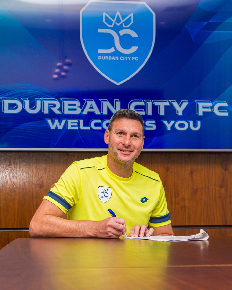 iDiskiTimes's tweet image. ๐จ Breaking:
Durban City have confirmed the signing of former Cape Town City goalkeeper Darren Keet.